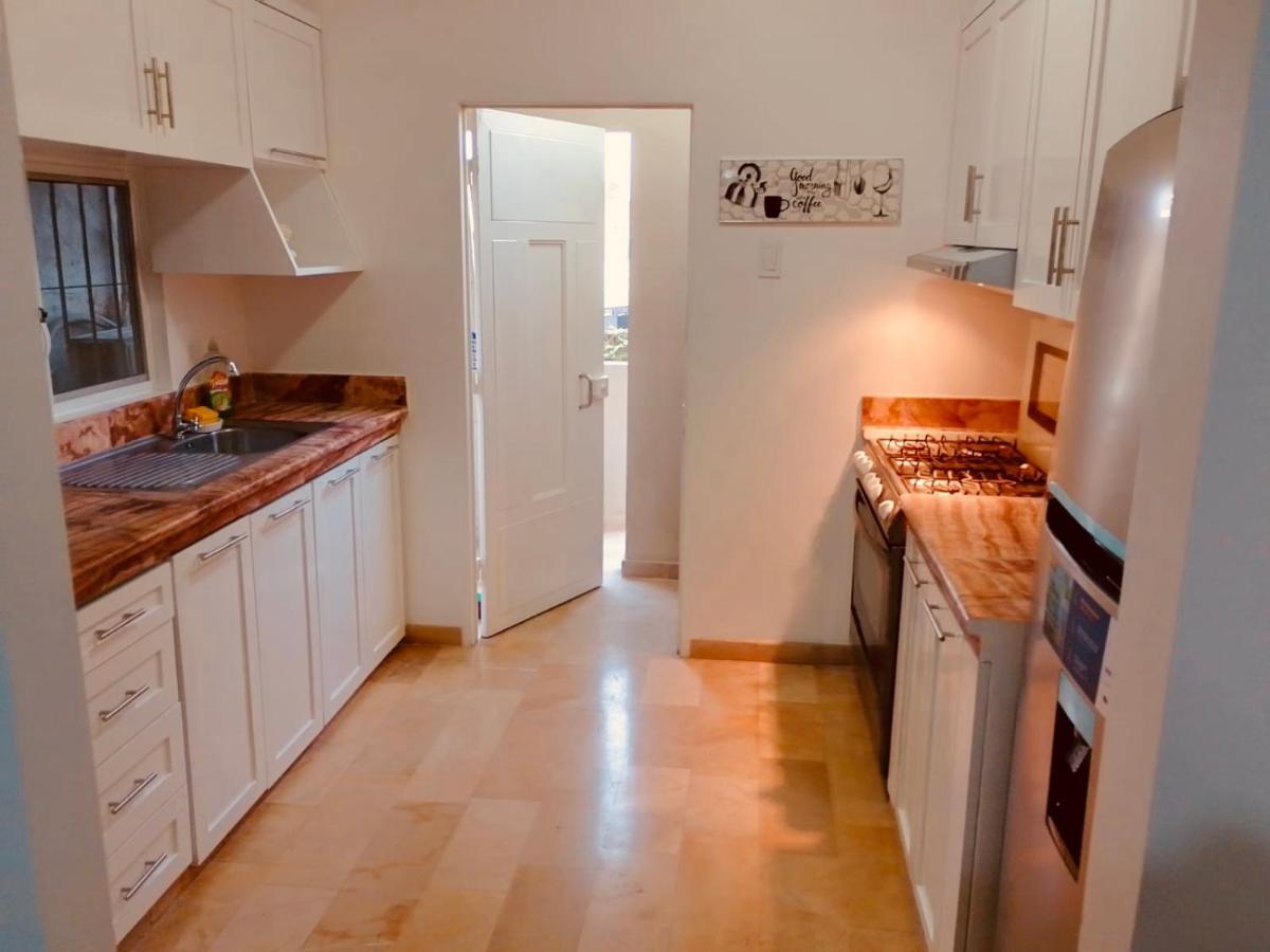 Large 2-Bedroom Apartment, Close To The American Consulate Гуаякіль Екстер'єр фото